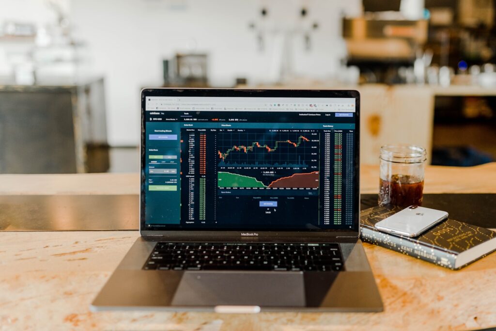 SEO finance : optimiser votre visibilité dans le secteur financier